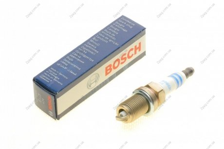 0242235749 Bosch Свеча зажигания FR7DPPE PLUS PLATIN 0,7mm +24 VOLVO; HYUNDAI; KIA; TOYOTA