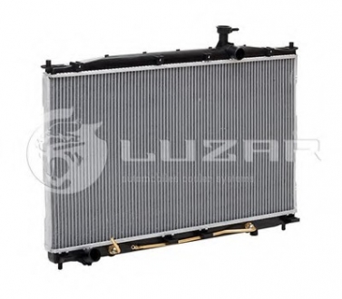 LRc HUSf06320 LUZAR Радиатор охлаждения Santa fe 2.2crdi/2.7 (06-) МКПП/АКПП (алюм) (LRc HUSf06320) Luzar