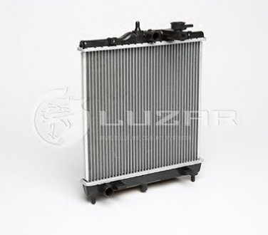 LRc KIPc04200 LUZAR Радіатор охлаждения Picanto 1.1 (04-) АКПП (алюм) (LRc KIPc04200) Luzar