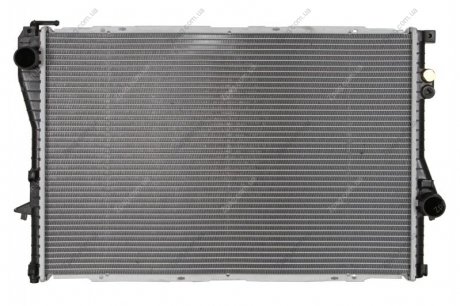 60752A Nissens Радиатор охлаждения BMW 5 E39 (95-)/7 E38 (94-) (пр-во Nissens)