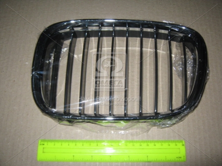 014 0089 913 TEMPEST Решетка в капоте лев. BMW 5 E39 (пр-во TEMPEST)