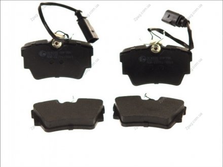 Тормозные колодки дисковые 05P786