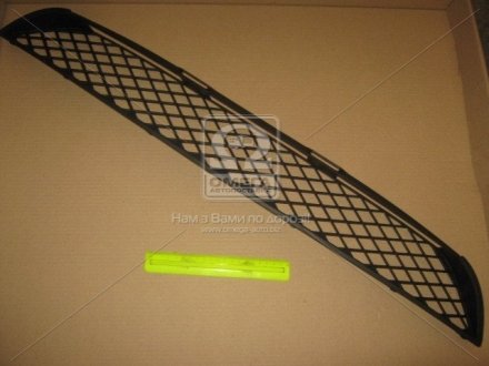 035 0335 910 TEMPEST Решітка бампера пер. середня MB SPRINTER 06- (вир-во TEMPEST)