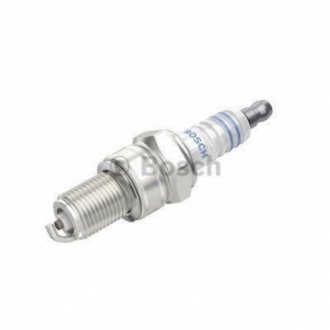 0 241 235 755 Bosch СВІЧКА W7DC 0.7 SUPER NR