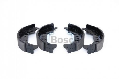 0986487956 Bosch Колодки гальмівні барабанные (комплект 4 шт)