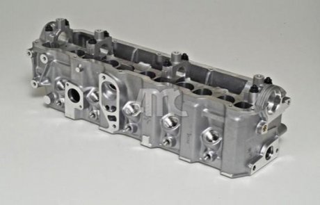 Головка блоку циліндрів VW 2.4 D 5 CYLINDERS 908034